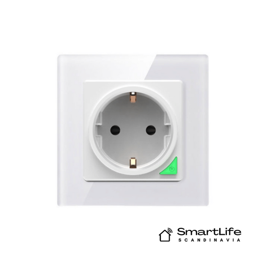 Smart outlet with WiFi